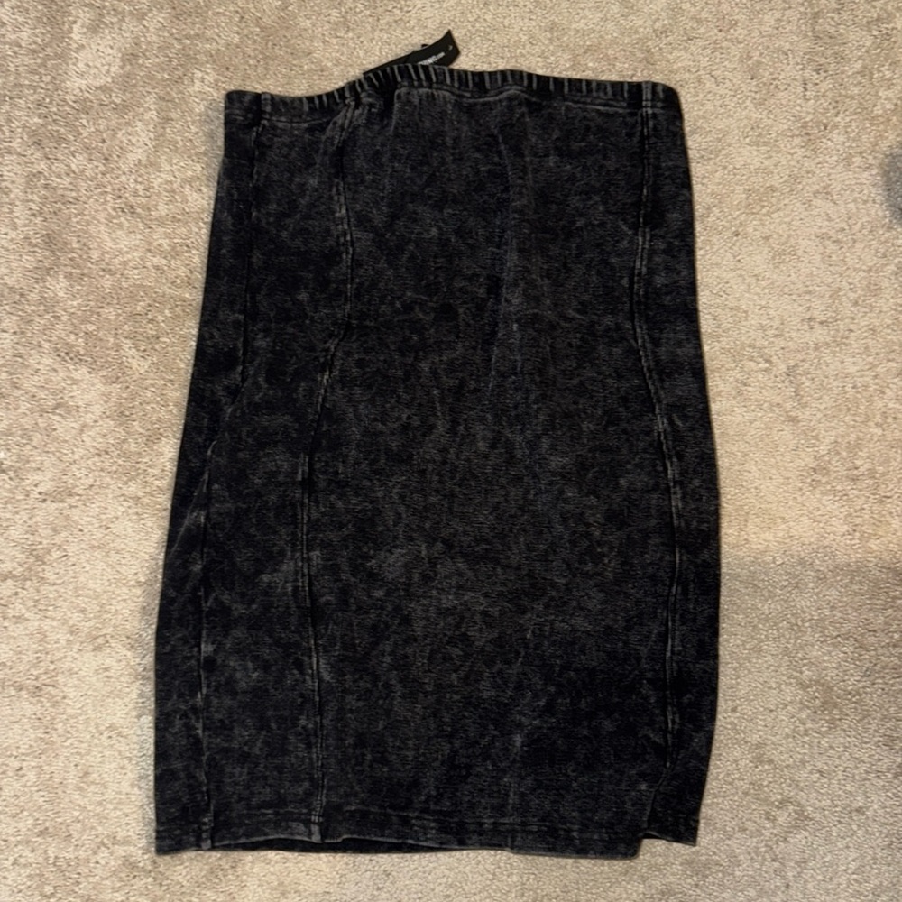 NWT PRETTY LITTLE THING DRESS